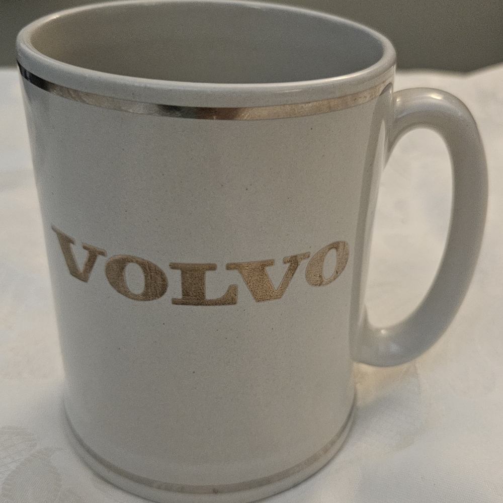 Like New LARGE VOLVO DEALER PREMIUM EXTRA THICK CERAMIC COFFEE MUG STEIN
